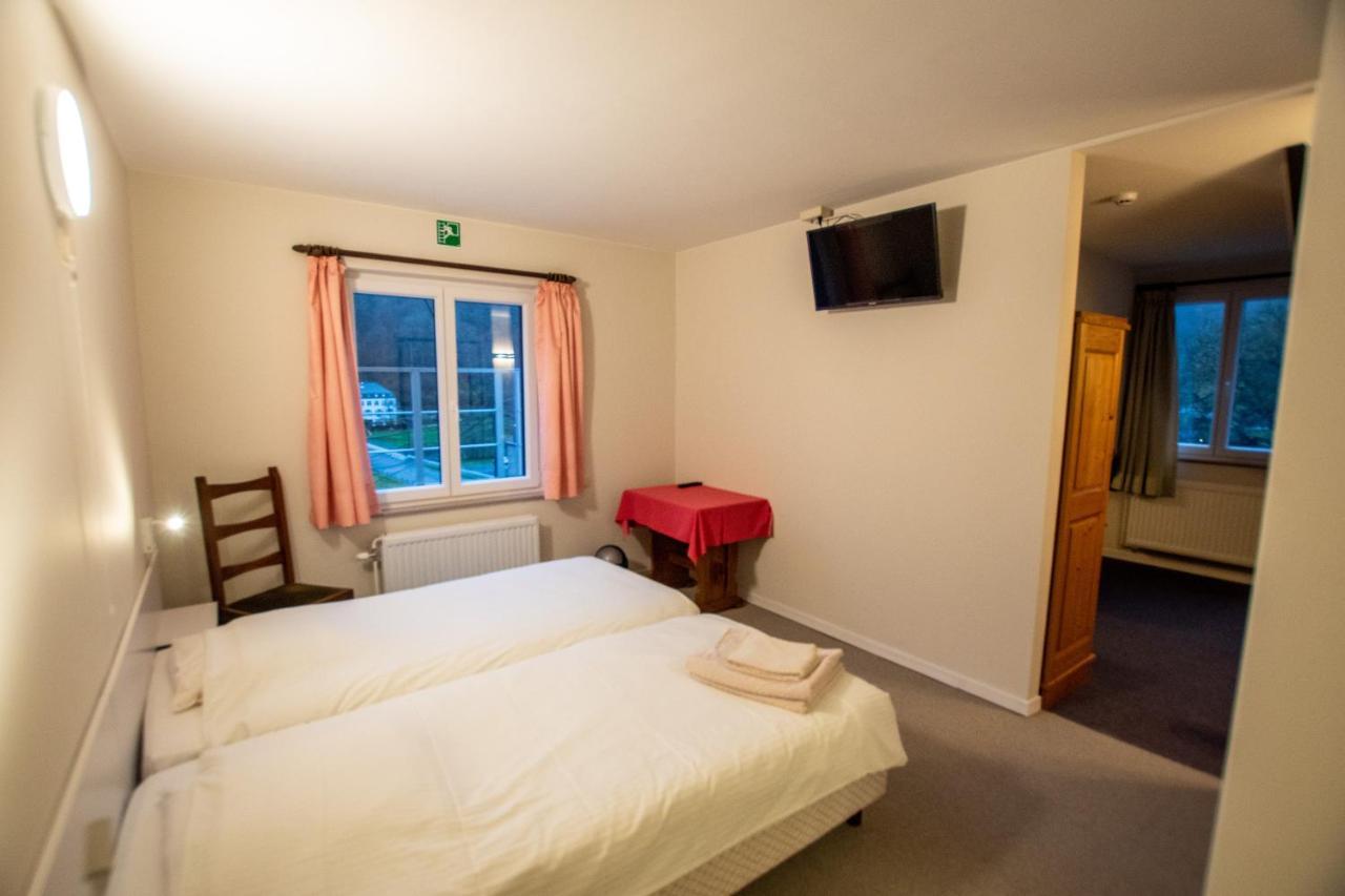 Auberge Le Vieux Moulin Poupehan Экстерьер фото
